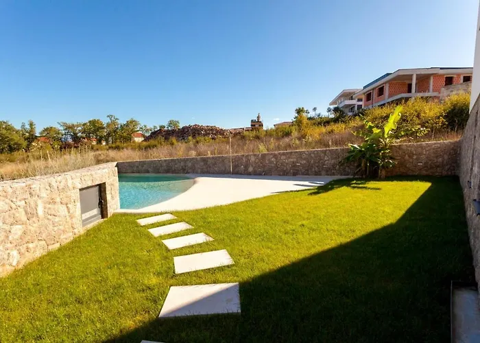 Lejlighed Family-friendly With Swimming Pool Vantacici, Krk - 19403 *